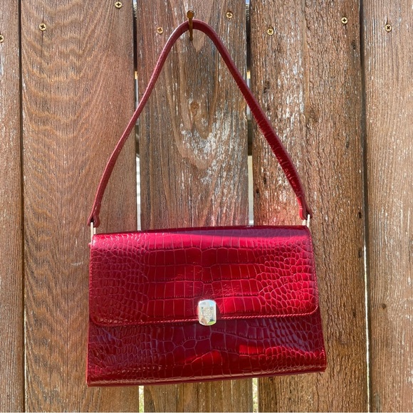 RALPH LAUREN Women’s Red Crocodile Pattern Shoulder Bag Vintage - Picture 1 of 16